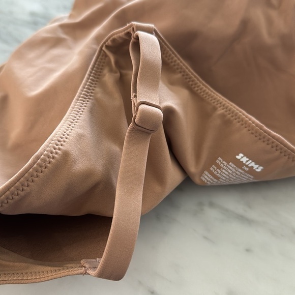 SKIMS FITS EVERYBODY BACK SMOOTHING FULL COVERAGE BRA 34DDDD - Picture 11 of 11